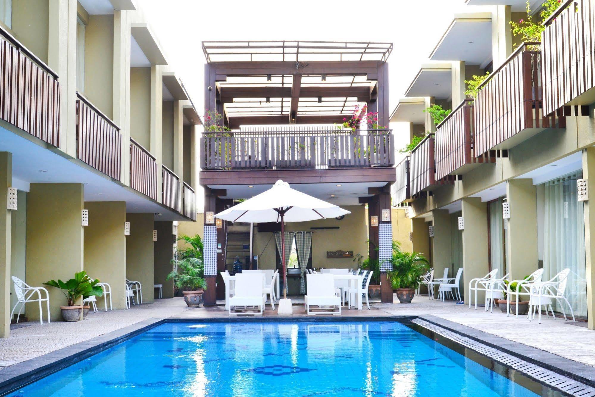 Devata Suites And Residence Legian  Luaran gambar